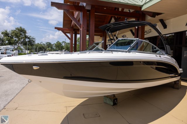 New 2024 Chaparral 23 SSi OB  Boat for sale